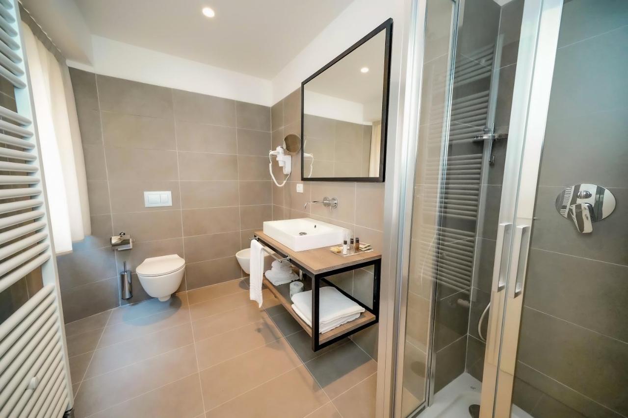 Bergamo Inn 15 Kültér fotó Bathroom